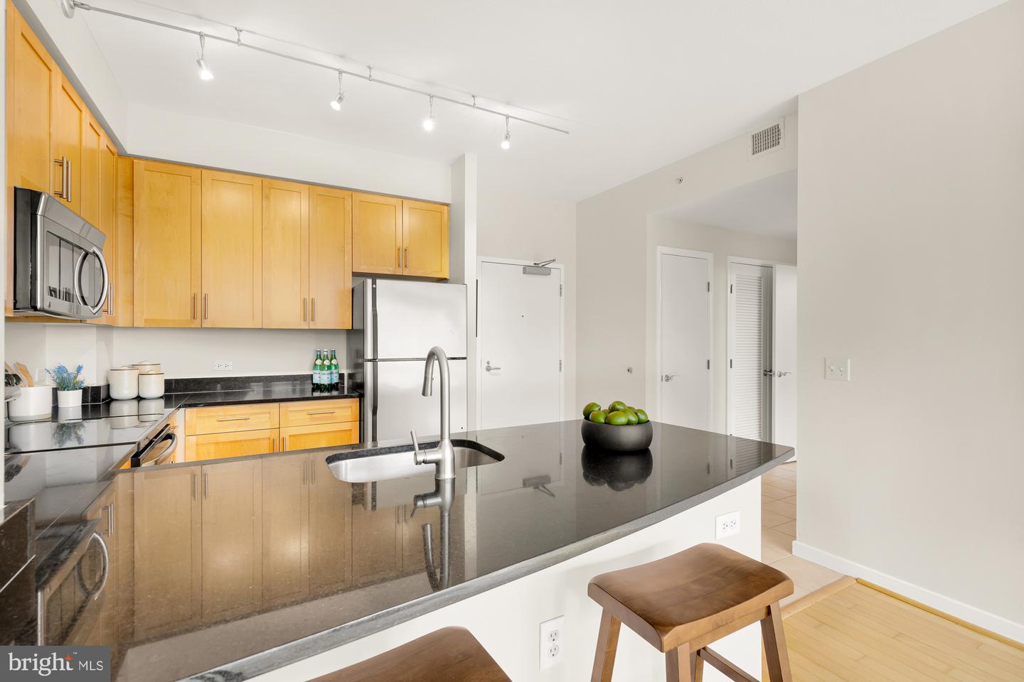 437 NEW YORK AVE NW #906, WASHINGTON, District Of Columbia 20001, 1 Bedroom Bedrooms, ,1 BathroomBathrooms,Residential,For sale,437 NEW YORK AVE NW #906,DCDC2169834 MLS # DCDC2169834