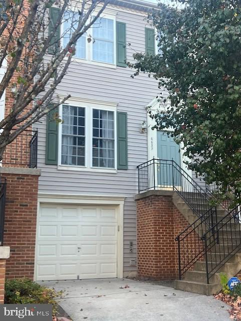 6637 DEBRA LU WAY, SPRINGFIELD, Virginia 22150, 3 Bedrooms Bedrooms, ,3 BathroomsBathrooms,Residential,For sale,6637 DEBRA LU WAY,VAFX2211374 MLS # VAFX2211374