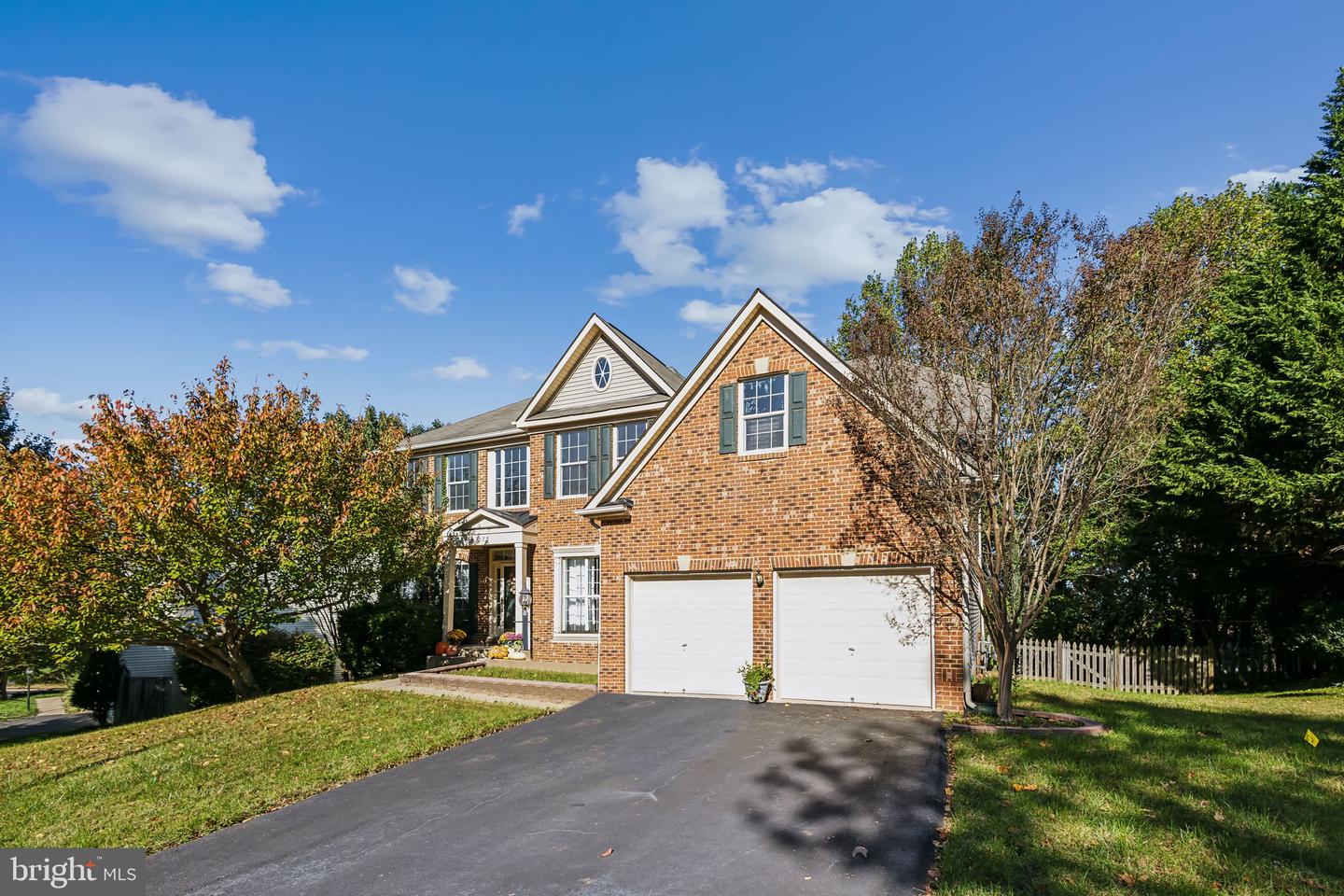 173 AUTUMN WIND CT, WARRENTON, Virginia 20186, 5 Bedrooms Bedrooms, ,5 BathroomsBathrooms,Residential,For sale,173 AUTUMN WIND CT,VAFQ2014786 MLS # VAFQ2014786