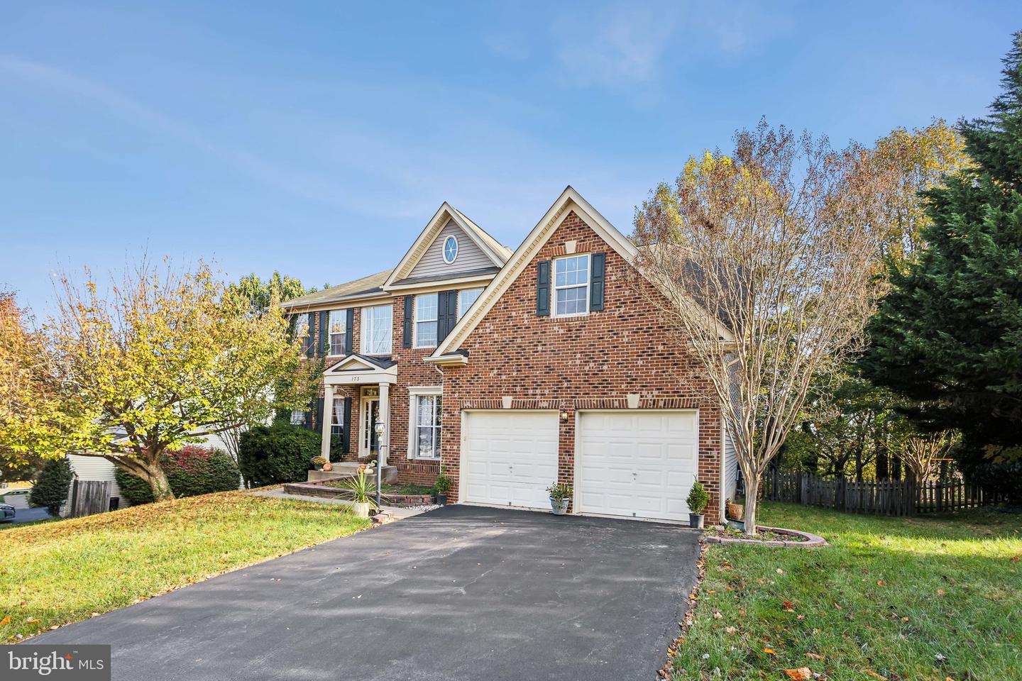 173 AUTUMN WIND CT, WARRENTON, Virginia 20186, 5 Bedrooms Bedrooms, ,5 BathroomsBathrooms,Residential,For sale,173 AUTUMN WIND CT,VAFQ2014786 MLS # VAFQ2014786