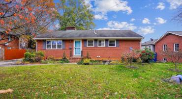 6123 HIBBLING AVE, SPRINGFIELD, Virginia 22150, 3 Bedrooms Bedrooms, ,3 BathroomsBathrooms,Residential,For sale,6123 HIBBLING AVE,VAFX2211684 MLS # VAFX2211684