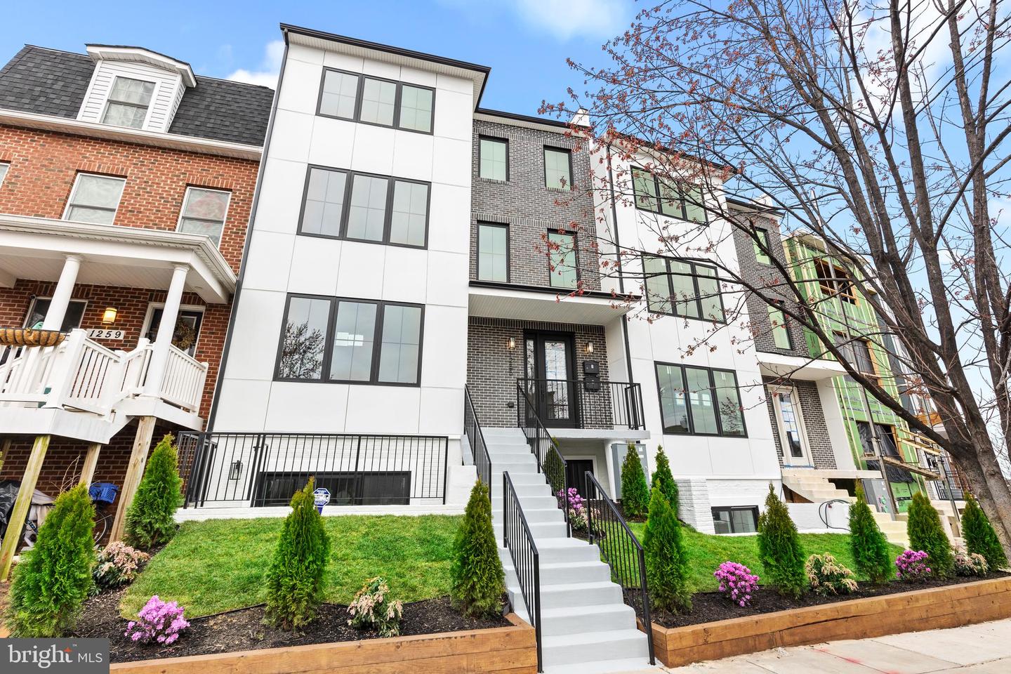 1251 HOLBROOK TER NE #B, WASHINGTON, District Of Columbia 20002, 3 Bedrooms Bedrooms, ,3 BathroomsBathrooms,Residential,For sale,1251 HOLBROOK TER NE #B,DCDC2169966 MLS # DCDC2169966