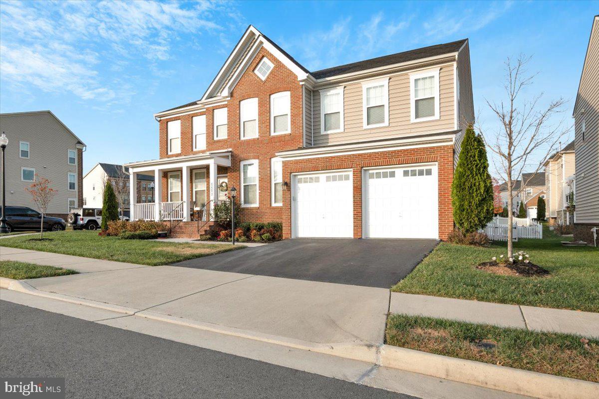 42292 BIRNAM WOOD PL, ASHBURN, Virginia 20148, 7 Bedrooms Bedrooms, ,5 BathroomsBathrooms,Residential,For sale,42292 BIRNAM WOOD PL,VALO2083750 MLS # VALO2083750