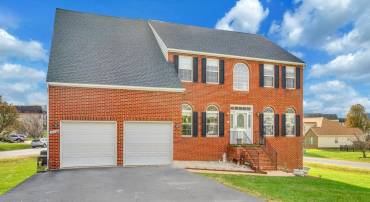 12518 VENTURA LN, FREDERICKSBURG, Virginia 22407, 4 Bedrooms Bedrooms, ,3 BathroomsBathrooms,Residential,For sale,12518 VENTURA LN,VASP2029428 MLS # VASP2029428