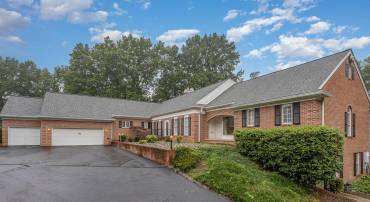 76 ROLLINSWOOD LN, STAFFORD, Virginia 22554, 4 Bedrooms Bedrooms, ,2 BathroomsBathrooms,Residential,For sale,76 ROLLINSWOOD LN,VAST2032316 MLS # VAST2032316