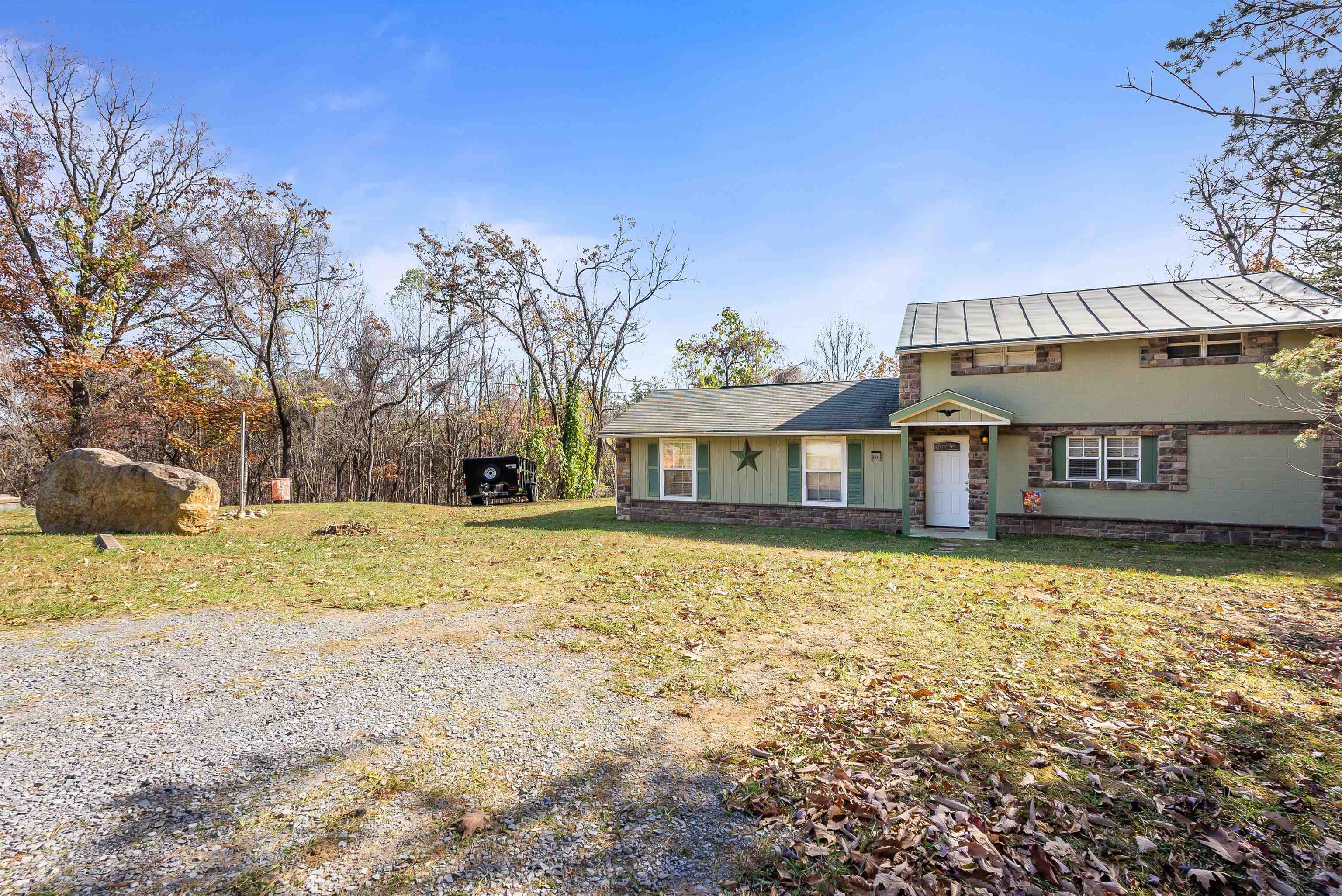 8879 US HWY 211 W, LURAY, Virginia 22835, 3 Bedrooms Bedrooms, ,1 BathroomBathrooms,Residential,Painters Mountain Place,8879 US HWY 211 W,659040 MLS # 659040