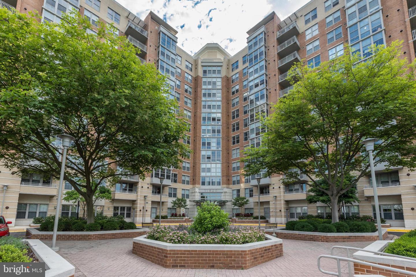 11800 SUNSET HILLS RD #203, RESTON, Virginia 20190, 1 Bedroom Bedrooms, ,1 BathroomBathrooms,Residential,For sale,11800 SUNSET HILLS RD #203,VAFX2211748 MLS # VAFX2211748