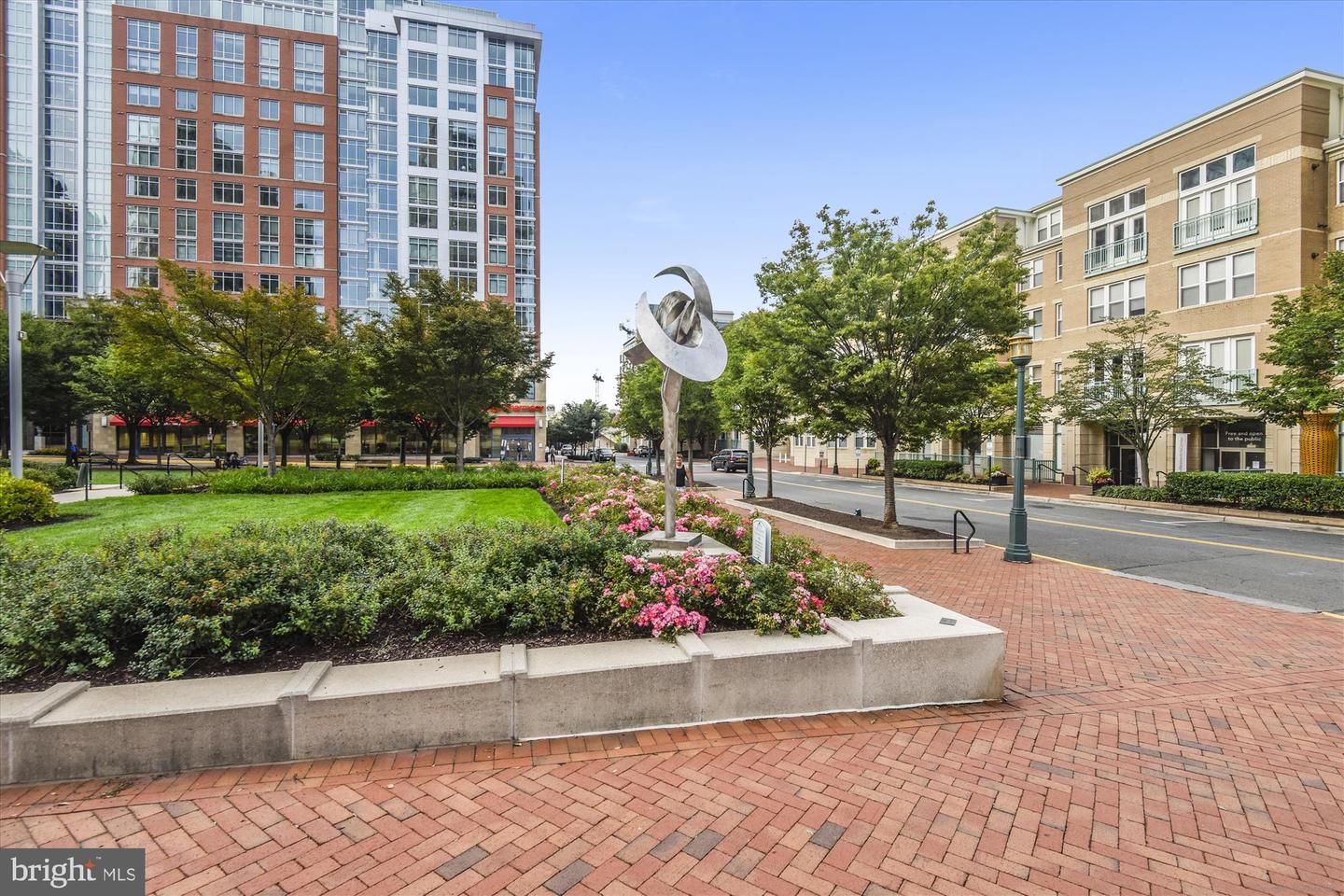 12000 MARKET ST #354, RESTON, Virginia 20190, 2 Bedrooms Bedrooms, ,2 BathroomsBathrooms,Residential,For sale,12000 MARKET ST #354,VAFX2206266 MLS # VAFX2206266