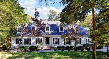 112 SOUTHERN HLS, WILLIAMSBURG, Virginia 23188, 5 Bedrooms Bedrooms, 15 Rooms Rooms,3 BathroomsBathrooms,Residential,For sale,112 SOUTHERN HLS,VAJC2000360 MLS # VAJC2000360