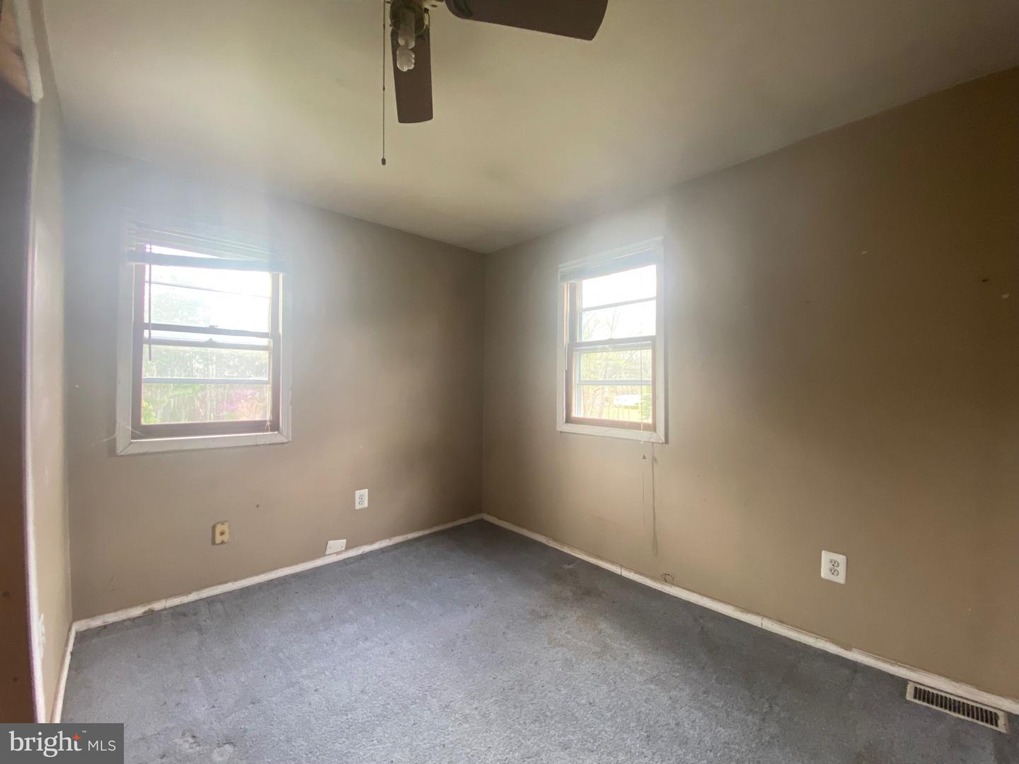 9113 THORNTON ROLLING RD, FREDERICKSBURG, Virginia 22408, 2 Bedrooms Bedrooms, ,2 BathroomsBathrooms,Residential,For sale,9113 THORNTON ROLLING RD,VASP2028962 MLS # VASP2028962