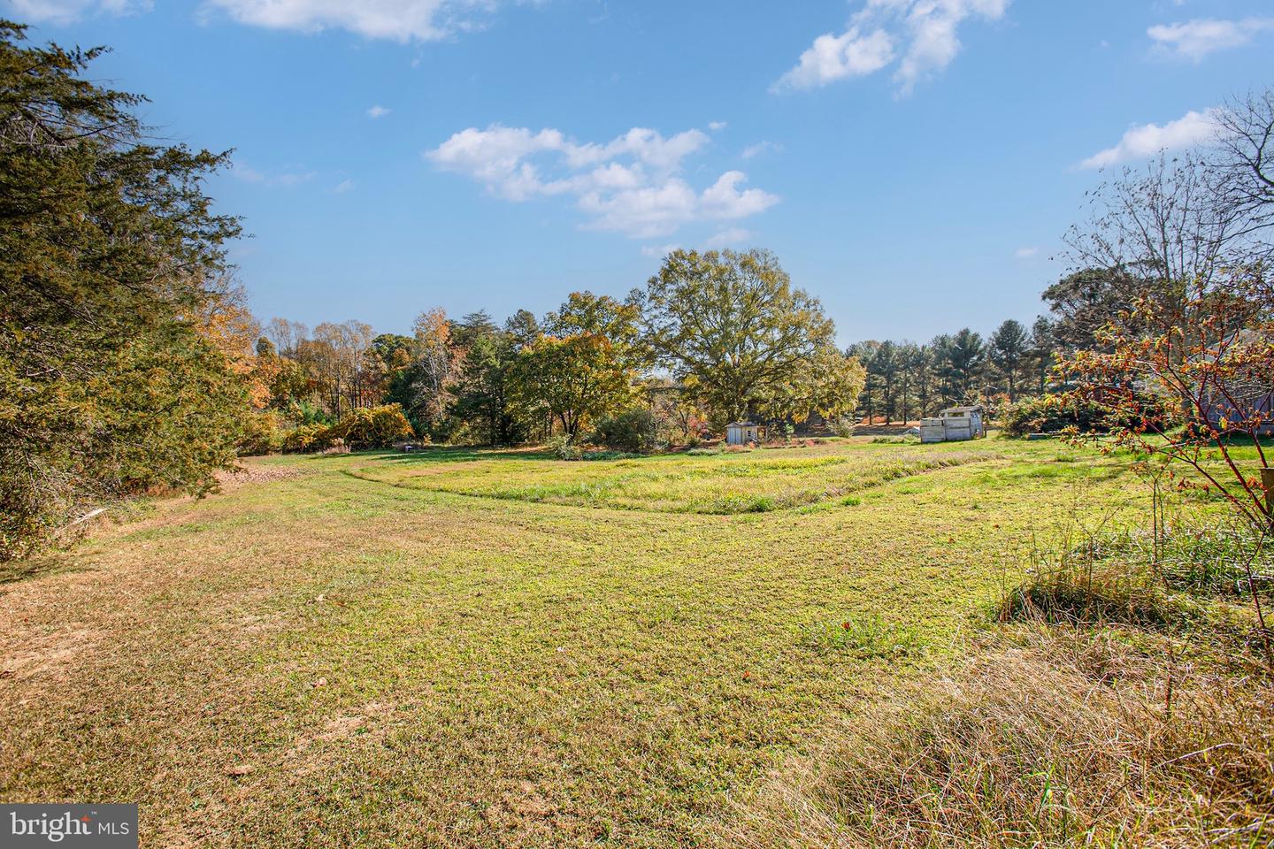 9113 THORNTON ROLLING RD, FREDERICKSBURG, Virginia 22408, 2 Bedrooms Bedrooms, ,2 BathroomsBathrooms,Residential,For sale,9113 THORNTON ROLLING RD,VASP2028962 MLS # VASP2028962