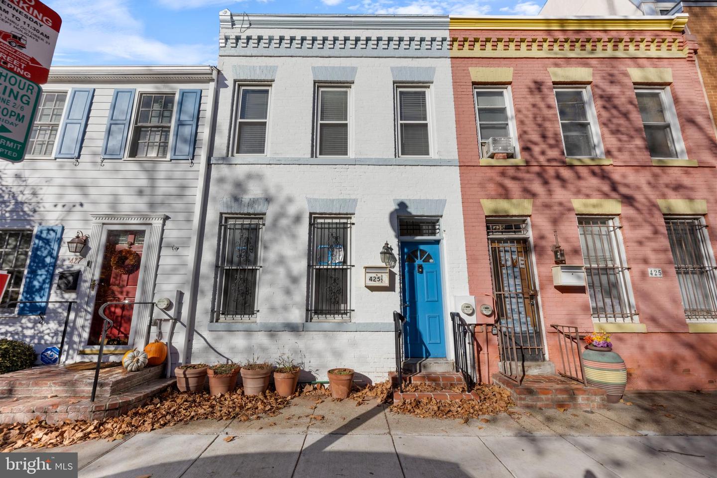 425 RIDGE ST NW, WASHINGTON, District Of Columbia 20001, 2 Bedrooms Bedrooms, ,1 BathroomBathrooms,Residential,For sale,425 RIDGE ST NW,DCDC2169826 MLS # DCDC2169826