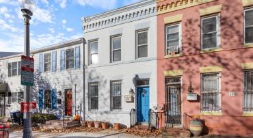 425 RIDGE ST NW, WASHINGTON, District Of Columbia 20001, 2 Bedrooms Bedrooms, ,1 BathroomBathrooms,Residential,For sale,425 RIDGE ST NW,DCDC2169826 MLS # DCDC2169826