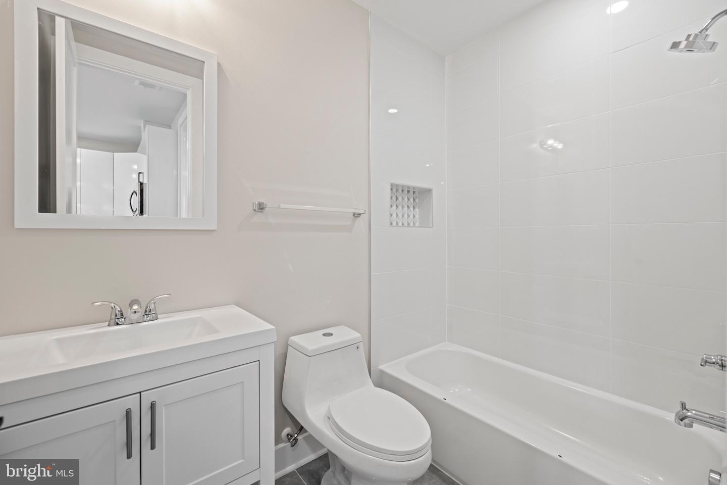 824 18TH ST NE #7, WASHINGTON, District Of Columbia 20002, ,1 BathroomBathrooms,Residential,For sale,824 18TH ST NE #7,DCDC2146806 MLS # DCDC2146806