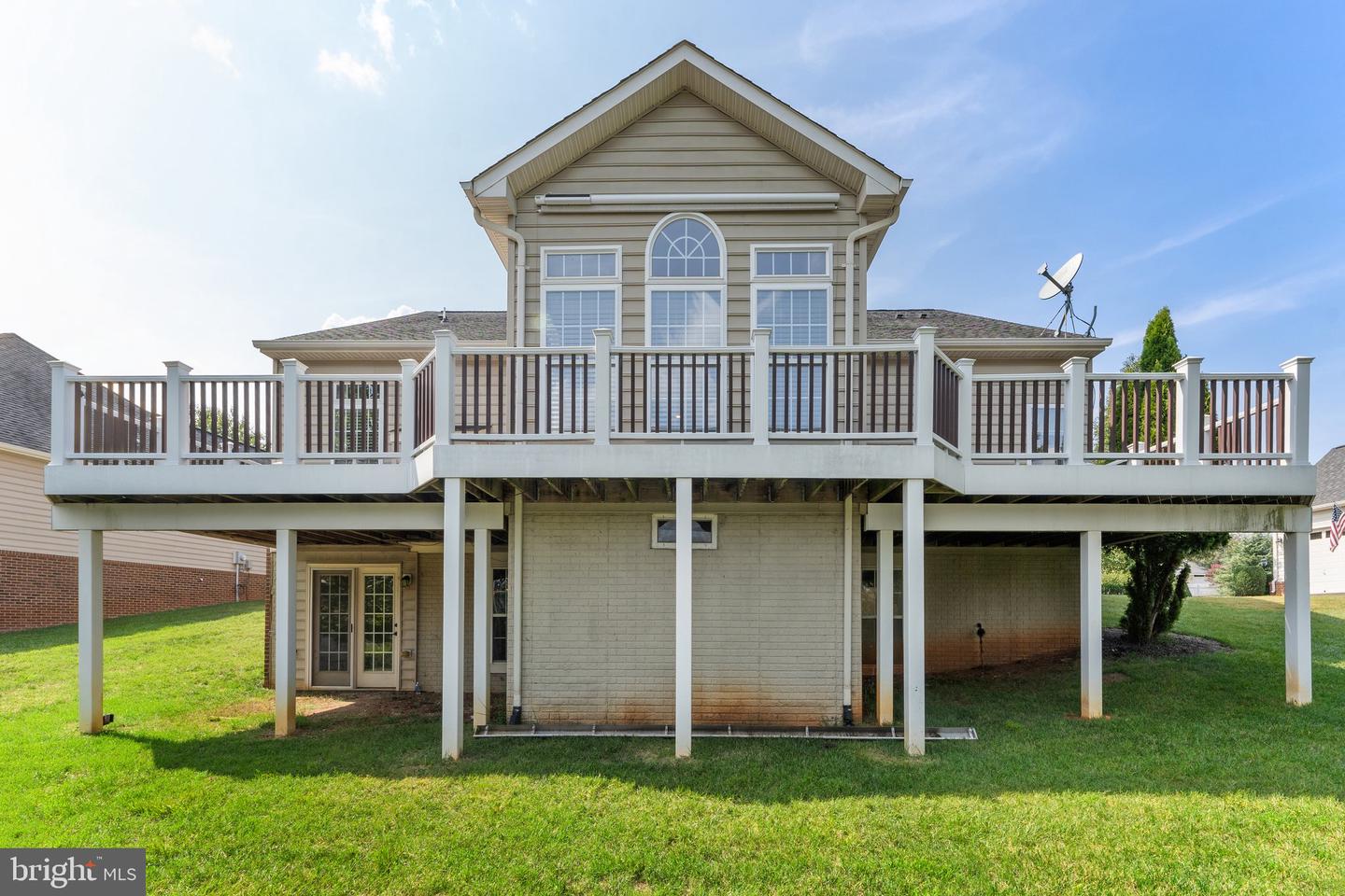 6680 STREAM VIEW LN, WARRENTON, Virginia 20187, 3 Bedrooms Bedrooms, ,2 BathroomsBathrooms,Residential,For sale,6680 STREAM VIEW LN,VAFQ2013500 MLS # VAFQ2013500