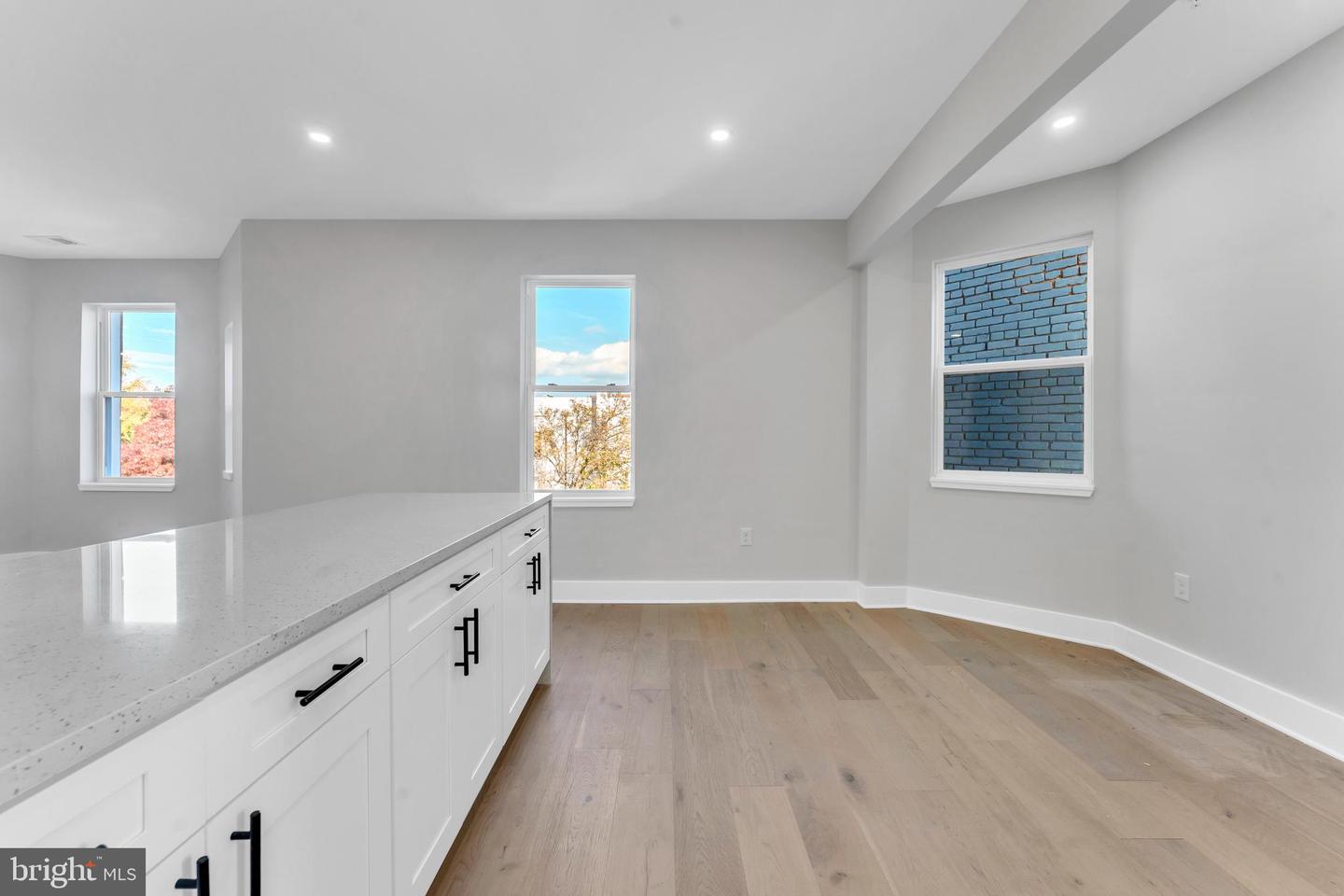 3521 NEW HAMPSHIRE AVE NW #A, WASHINGTON, District Of Columbia 20010, 3 Bedrooms Bedrooms, ,2 BathroomsBathrooms,Residential,For sale,3521 NEW HAMPSHIRE AVE NW #A,DCDC2157296 MLS # DCDC2157296