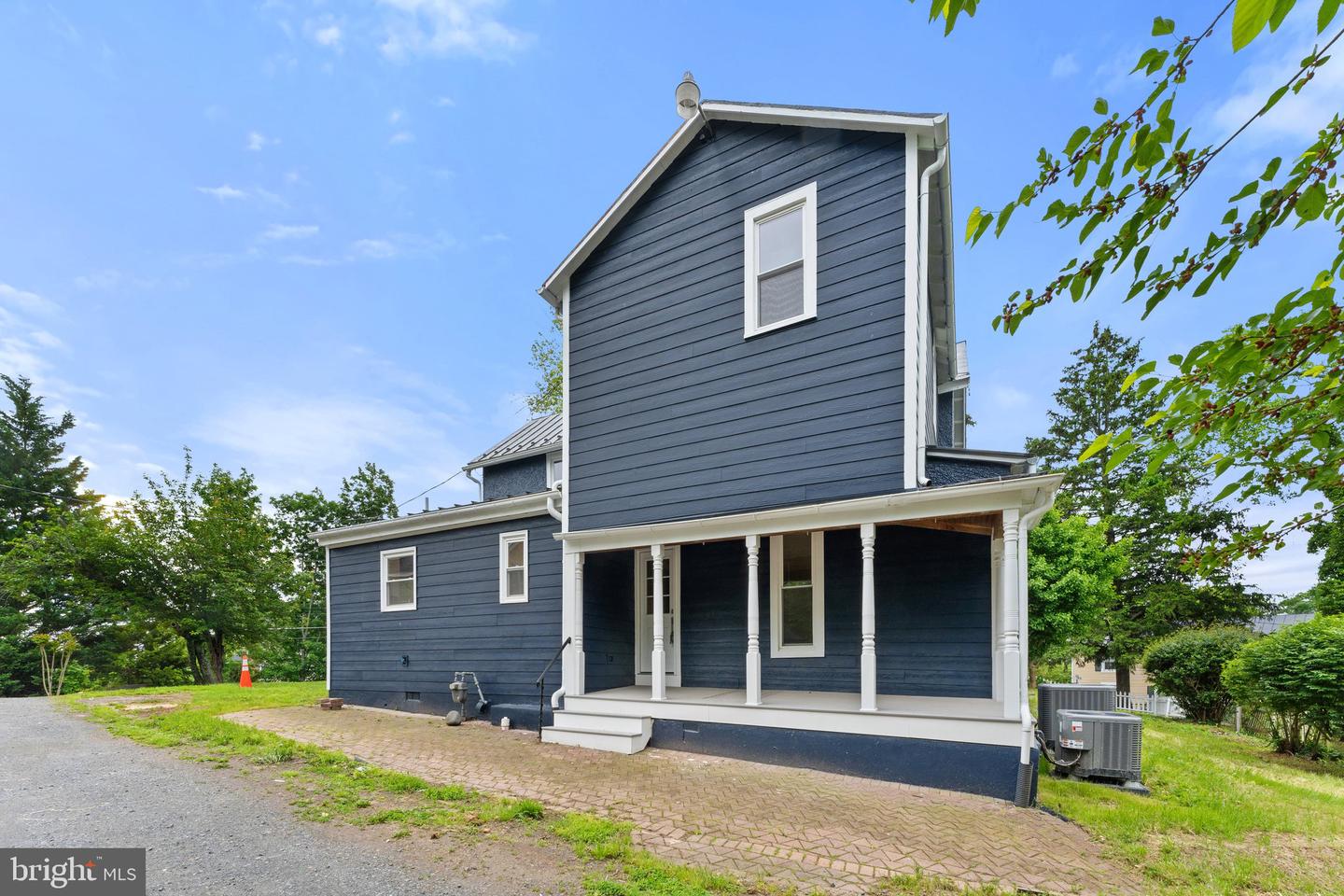 48 N 6TH ST, WARRENTON, Virginia 20186, 4 Bedrooms Bedrooms, ,2 BathroomsBathrooms,Residential,For sale,48 N 6TH ST,VAFQ2014026 MLS # VAFQ2014026