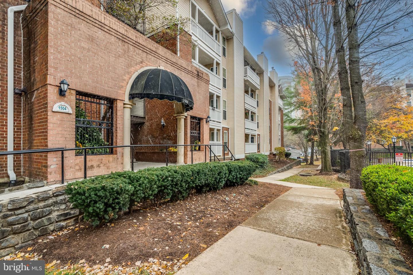 1504 LINCOLN WAY #408, MCLEAN, Virginia 22102, 1 Bedroom Bedrooms, ,1 BathroomBathrooms,Residential,For sale,1504 LINCOLN WAY #408,VAFX2211802 MLS # VAFX2211802