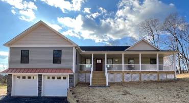 2479 SAUMSVILLE RD, MAURERTOWN, Virginia 22644, 3 Bedrooms Bedrooms, ,2 BathroomsBathrooms,Residential,For sale,2479 SAUMSVILLE RD,VASH2010188 MLS # VASH2010188