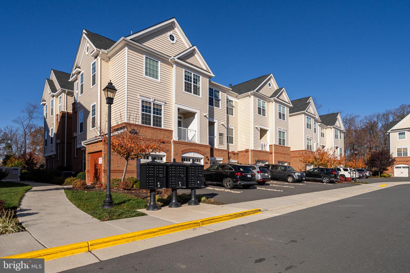 23255 MILLTOWN KNOLL SQ #103, ASHBURN, Virginia 20148, 2 Bedrooms Bedrooms, ,2 BathroomsBathrooms,Residential,For sale,23255 MILLTOWN KNOLL SQ #103,VALO2084348 MLS # VALO2084348