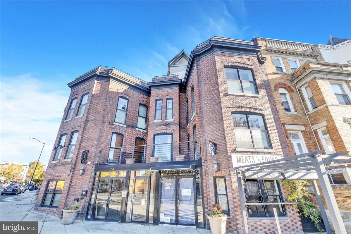 249 FLORIDA AVE NW #22, WASHINGTON, District Of Columbia 20001, 1 Bedroom Bedrooms, ,1 BathroomBathrooms,Residential,For sale,249 FLORIDA AVE NW #22,DCDC2170182 MLS # DCDC2170182