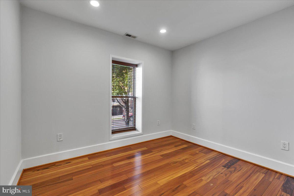 249 FLORIDA AVE NW #22, WASHINGTON, District Of Columbia 20001, 1 Bedroom Bedrooms, ,1 BathroomBathrooms,Residential,For sale,249 FLORIDA AVE NW #22,DCDC2170182 MLS # DCDC2170182