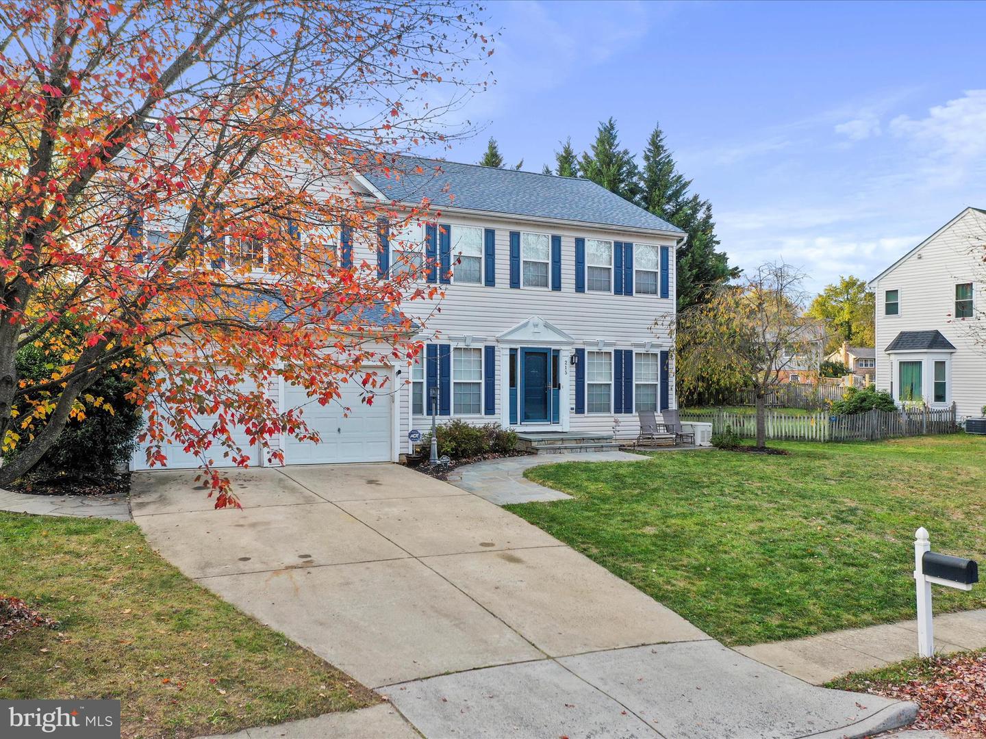 215 WOODBERRY RD NE, LEESBURG, Virginia 20176, 4 Bedrooms Bedrooms, ,3 BathroomsBathrooms,Residential,For sale,215 WOODBERRY RD NE,VALO2083450 MLS # VALO2083450