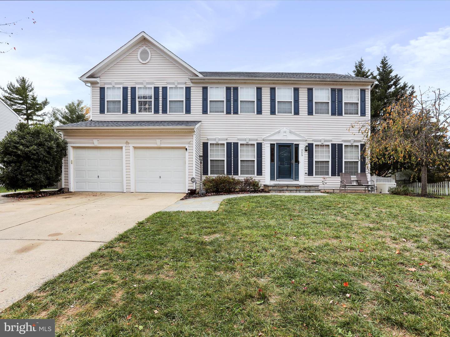 215 WOODBERRY RD NE, LEESBURG, Virginia 20176, 4 Bedrooms Bedrooms, ,3 BathroomsBathrooms,Residential,For sale,215 WOODBERRY RD NE,VALO2083450 MLS # VALO2083450