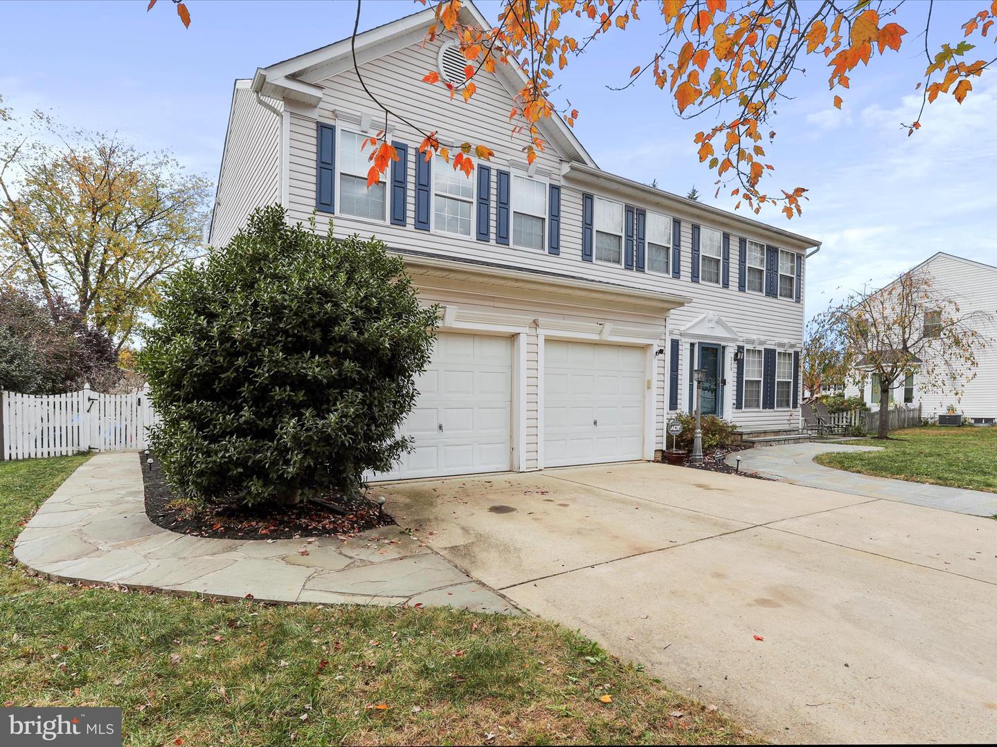 215 WOODBERRY RD NE, LEESBURG, Virginia 20176, 4 Bedrooms Bedrooms, ,3 BathroomsBathrooms,Residential,For sale,215 WOODBERRY RD NE,VALO2083450 MLS # VALO2083450