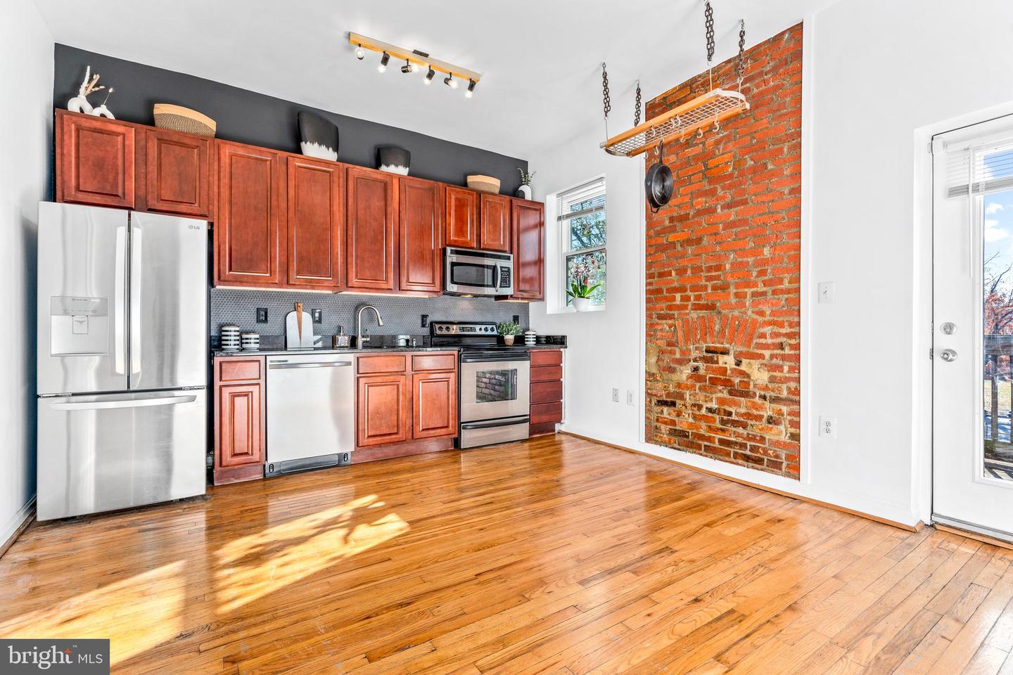 310 M ST NW #4, WASHINGTON, District Of Columbia 20001, 1 Bedroom Bedrooms, ,1 BathroomBathrooms,Residential,For sale,310 M ST NW #4,DCDC2168888 MLS # DCDC2168888