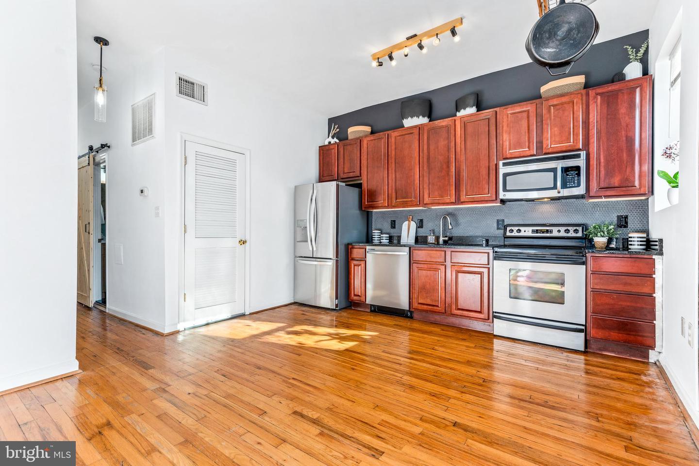 310 M ST NW #4, WASHINGTON, District Of Columbia 20001, 1 Bedroom Bedrooms, ,1 BathroomBathrooms,Residential,For sale,310 M ST NW #4,DCDC2168888 MLS # DCDC2168888