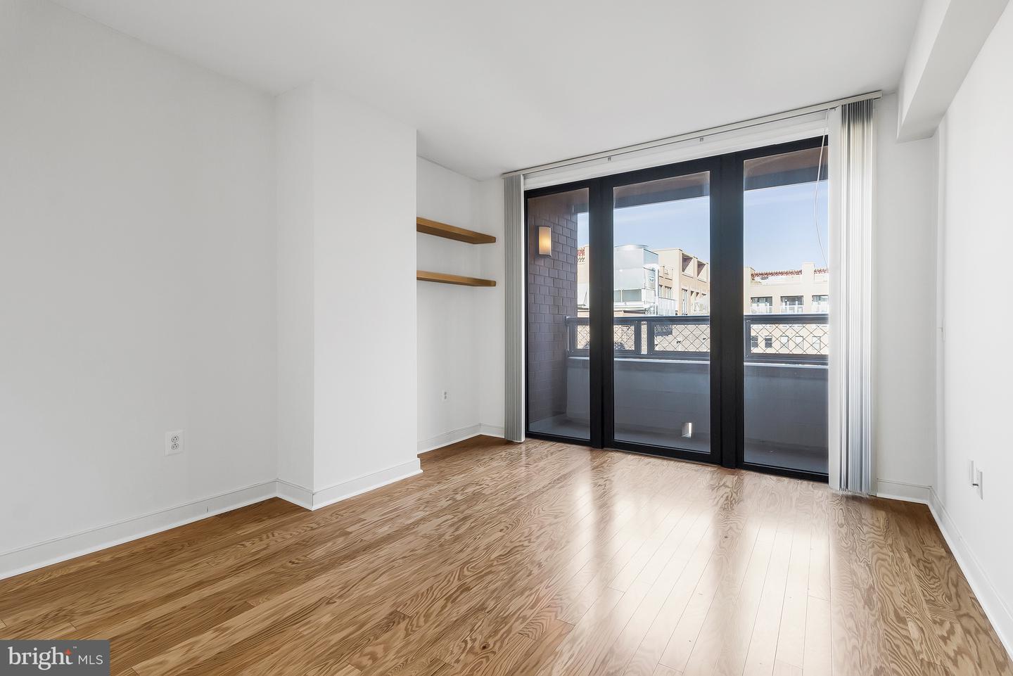 631 D ST NW #1137, WASHINGTON, District Of Columbia 20004, 1 Bedroom Bedrooms, ,1 BathroomBathrooms,Residential,For sale,631 D ST NW #1137,DCDC2170152 MLS # DCDC2170152