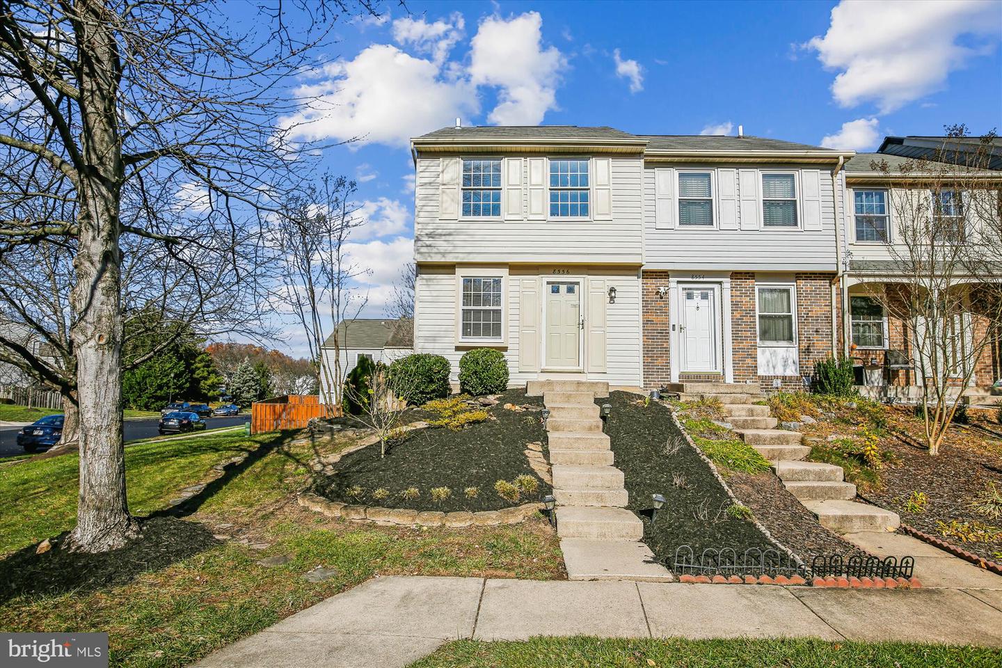 8556 GOLDEN RIDGE CT, LORTON, Virginia 22079, 2 Bedrooms Bedrooms, 8 Rooms Rooms,2 BathroomsBathrooms,Residential,For sale,8556 GOLDEN RIDGE CT,VAFX2212176 MLS # VAFX2212176