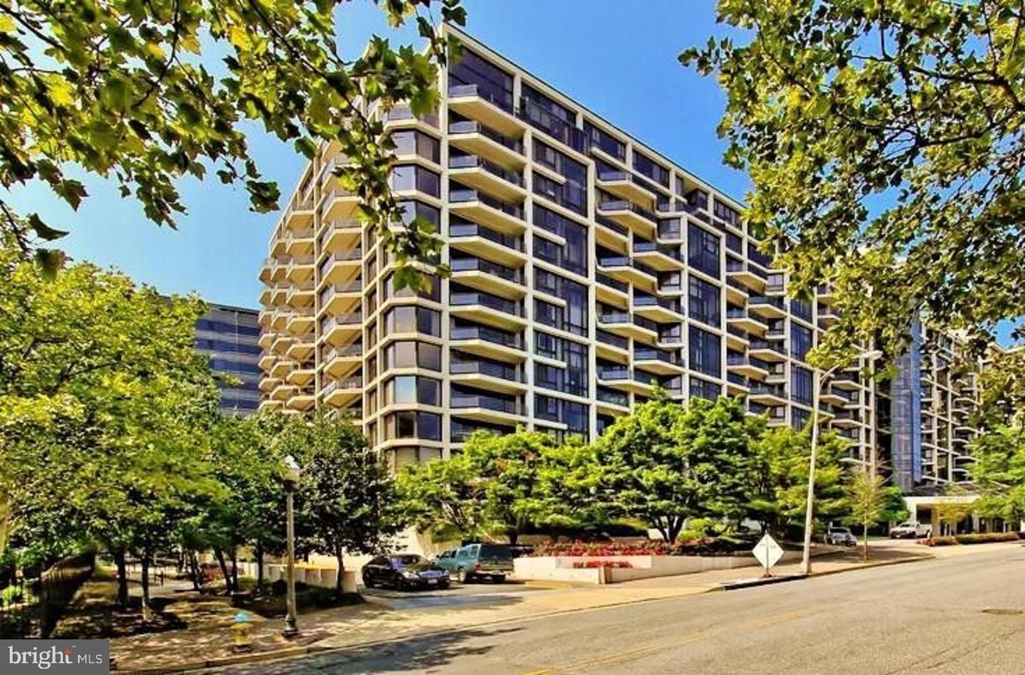 1530 KEY BLVD #728, ARLINGTON, Virginia 22209, 2 Bedrooms Bedrooms, ,2 BathroomsBathrooms,Residential,For sale,1530 KEY BLVD #728,VAAR2051154 MLS # VAAR2051154