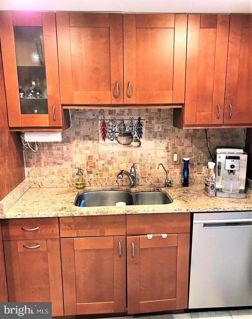 1530 KEY BLVD #728, ARLINGTON, Virginia 22209, 2 Bedrooms Bedrooms, ,2 BathroomsBathrooms,Residential,For sale,1530 KEY BLVD #728,VAAR2051154 MLS # VAAR2051154