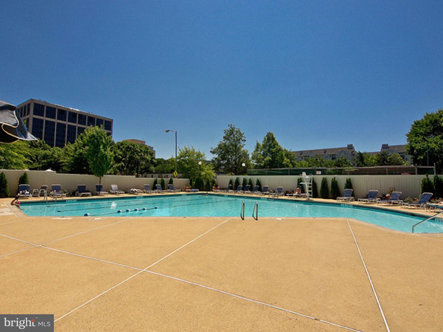1530 KEY BLVD #728, ARLINGTON, Virginia 22209, 2 Bedrooms Bedrooms, ,2 BathroomsBathrooms,Residential,For sale,1530 KEY BLVD #728,VAAR2051154 MLS # VAAR2051154