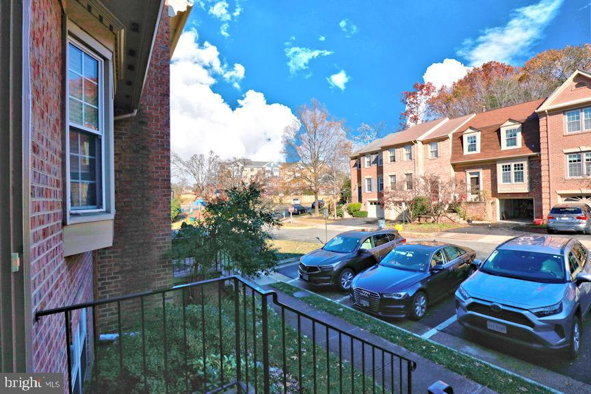 5904 WOODFIELD ESTATES DR, ALEXANDRIA, Virginia 22310, 4 Bedrooms Bedrooms, ,3 BathroomsBathrooms,Residential,For sale,5904 WOODFIELD ESTATES DR,VAFX2211808 MLS # VAFX2211808