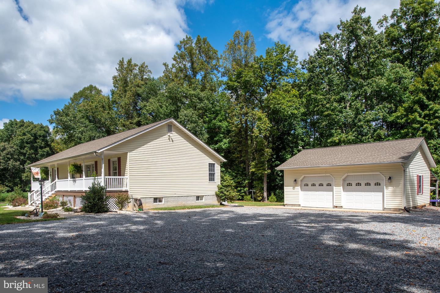 13259 SCOTTS LN, RUTHER GLEN, Virginia 22546, 3 Bedrooms Bedrooms, ,3 BathroomsBathrooms,Residential,For sale,13259 SCOTTS LN,VACV2006990 MLS # VACV2006990