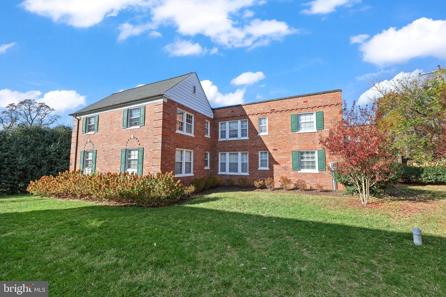 1801 QUEENS LN #2-134, ARLINGTON, Virginia 22201, 1 Bedroom Bedrooms, ,1 BathroomBathrooms,Residential,For sale,1801 QUEENS LN #2-134,VAAR2050636 MLS # VAAR2050636