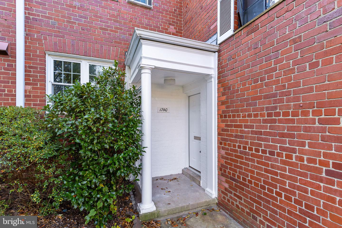 1740 PRESTON RD, ALEXANDRIA, Virginia 22302, 1 Bedroom Bedrooms, ,1 BathroomBathrooms,Residential,For sale,1740 PRESTON RD,VAAX2039798 MLS # VAAX2039798