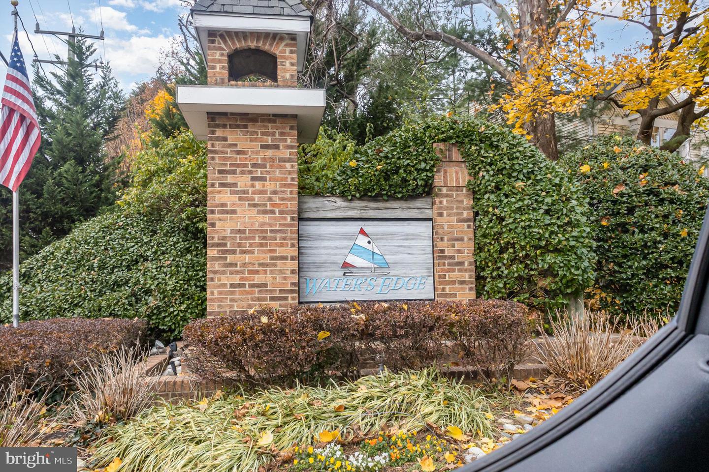 3332 LAKESIDE VIEW DR #4-7, FALLS CHURCH, Virginia 22041, 2 Bedrooms Bedrooms, ,2 BathroomsBathrooms,Residential,For sale,3332 LAKESIDE VIEW DR #4-7,VAFX2211884 MLS # VAFX2211884