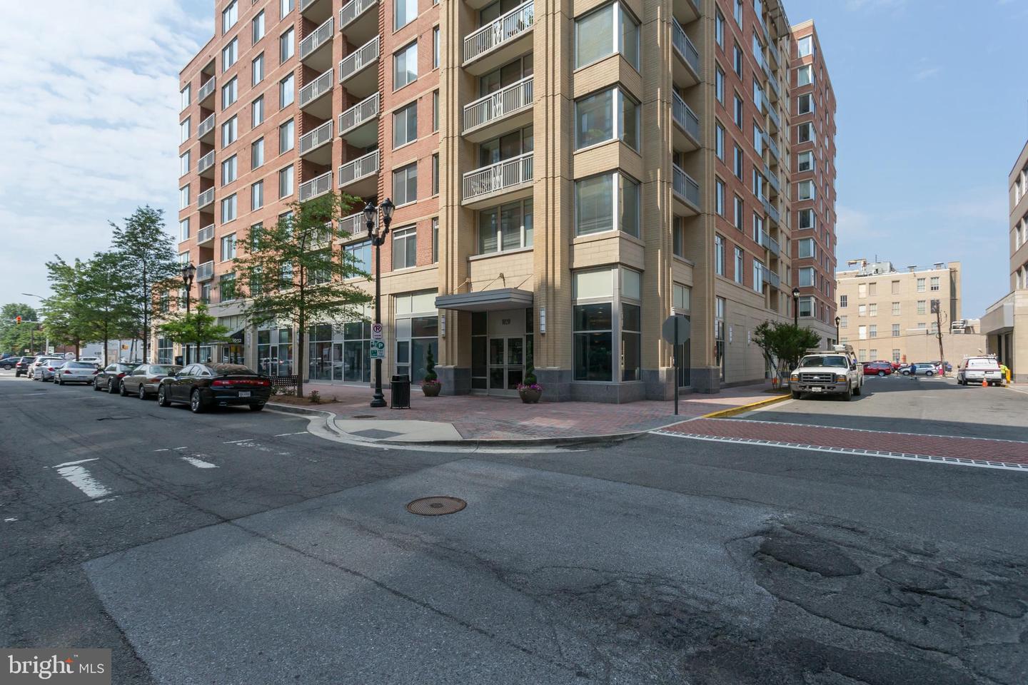 1020 N HIGHLAND ST #407, ARLINGTON, Virginia 22201, 1 Bedroom Bedrooms, ,1 BathroomBathrooms,Residential,For sale,1020 N HIGHLAND ST #407,VAAR2051116 MLS # VAAR2051116