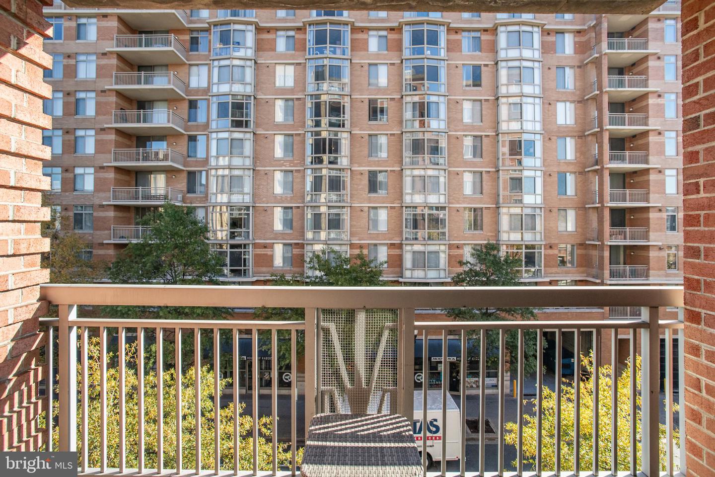 1020 N HIGHLAND ST #407, ARLINGTON, Virginia 22201, 1 Bedroom Bedrooms, ,1 BathroomBathrooms,Residential,For sale,1020 N HIGHLAND ST #407,VAAR2051116 MLS # VAAR2051116