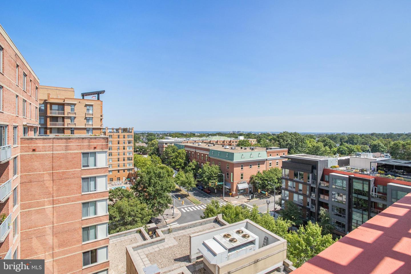 1020 N HIGHLAND ST #407, ARLINGTON, Virginia 22201, 1 Bedroom Bedrooms, ,1 BathroomBathrooms,Residential,For sale,1020 N HIGHLAND ST #407,VAAR2051116 MLS # VAAR2051116