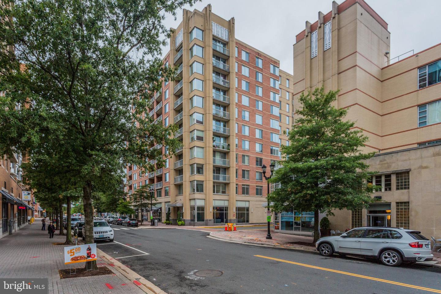 1020 N HIGHLAND ST #407, ARLINGTON, Virginia 22201, 1 Bedroom Bedrooms, ,1 BathroomBathrooms,Residential,For sale,1020 N HIGHLAND ST #407,VAAR2051116 MLS # VAAR2051116