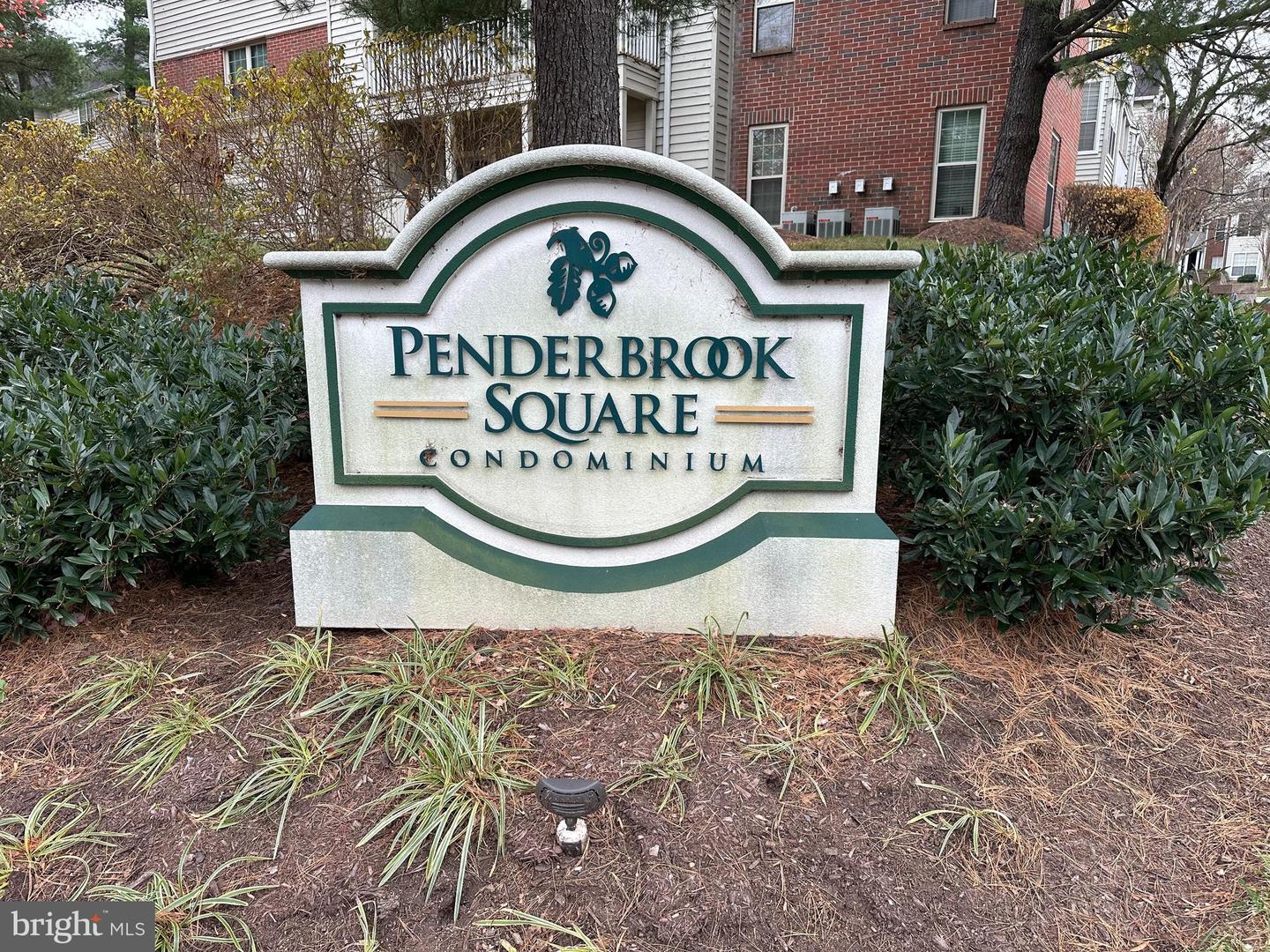 12159 PENDERVIEW TER #901, FAIRFAX, Virginia 22033, 1 Bedroom Bedrooms, ,1 BathroomBathrooms,Residential,For sale,12159 PENDERVIEW TER #901,VAFX2212298 MLS # VAFX2212298