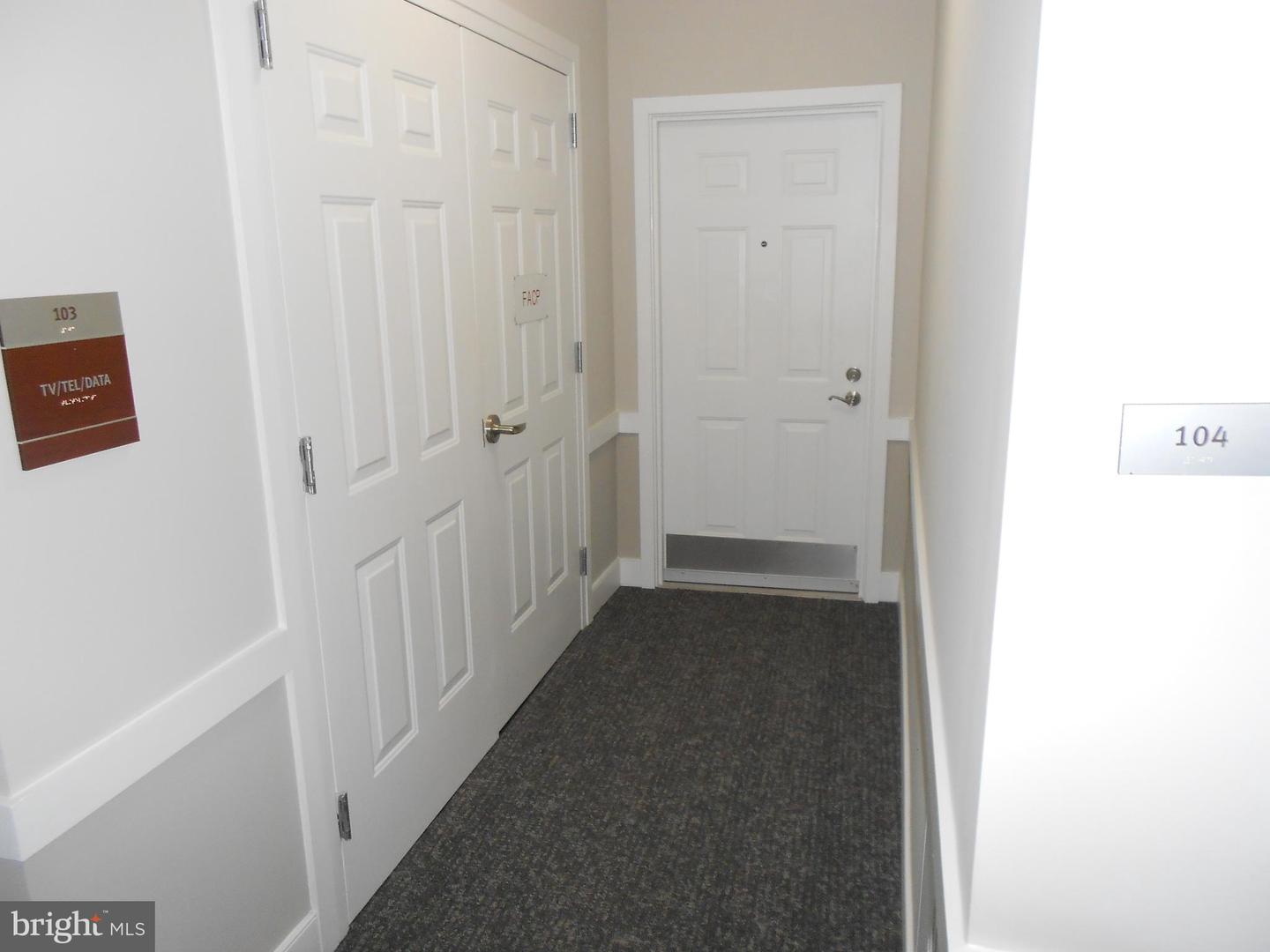 20610 HOPE SPRING TER #104, ASHBURN, Virginia 20147, 2 Bedrooms Bedrooms, 7 Rooms Rooms,2 BathroomsBathrooms,Residential,For sale,20610 HOPE SPRING TER #104,VALO2083066 MLS # VALO2083066