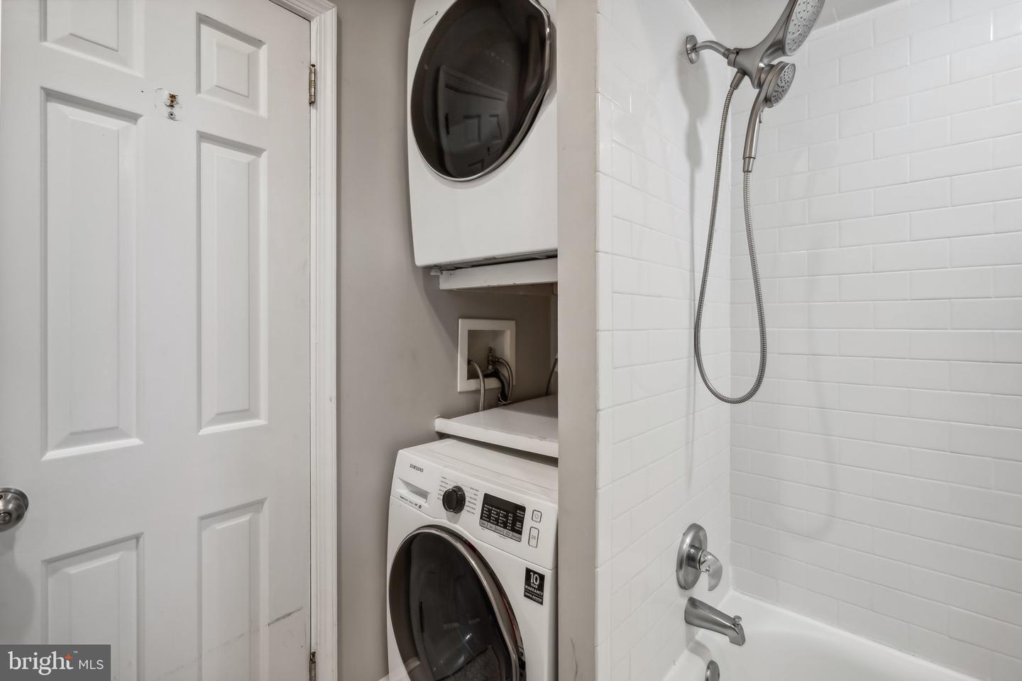 1409 POTOMAC AVE SE, WASHINGTON, District Of Columbia 20003, 2 Bedrooms Bedrooms, ,1 BathroomBathrooms,Residential,For sale,1409 POTOMAC AVE SE,DCDC2168904 MLS # DCDC2168904