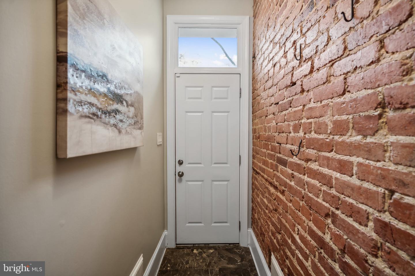 1409 POTOMAC AVE SE, WASHINGTON, District Of Columbia 20003, 2 Bedrooms Bedrooms, ,1 BathroomBathrooms,Residential,For sale,1409 POTOMAC AVE SE,DCDC2168904 MLS # DCDC2168904