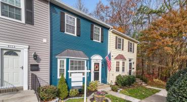 6111 SWEET MAPLE CT, SPRINGFIELD, Virginia 22152, 3 Bedrooms Bedrooms, ,2 BathroomsBathrooms,Residential,For sale,6111 SWEET MAPLE CT,VAFX2211784 MLS # VAFX2211784